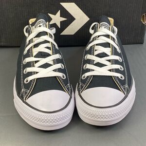 Black and white Converse chuck Taylor allstar sneaker shoes womens size 6
